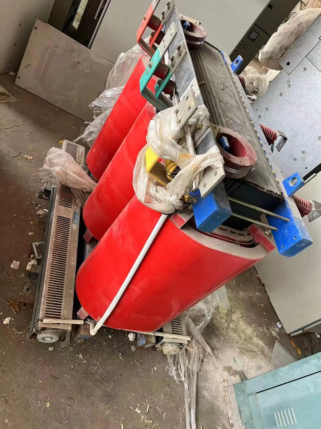 舊變壓器回收選深圳市鑫進發(fā)再生資源回收有限公司，專業(yè)回收服務(wù)，價格透明合理